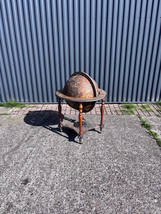 Image 1 of Globe wereldbol bar