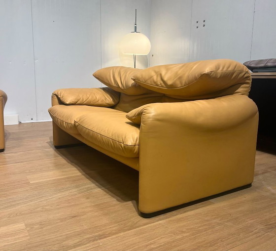 Image 1 of Cassina Maralunga Leer Set 2x 2-Zits + Fauteuil Nieuwstaat
