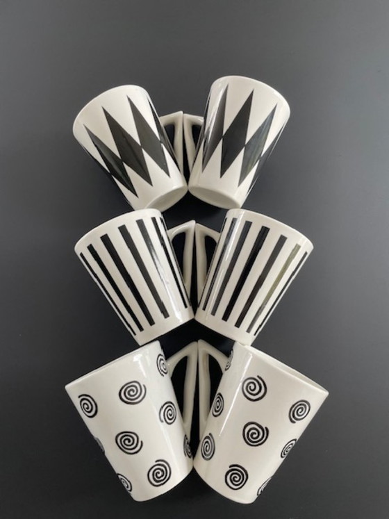 Image 1 of Juego de 6 tazas con diseño posmoderno gráfico