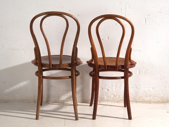 Pair of antique chairs in Thonet bentwood – Central Europe, circa 1930 #9 – Dining chairs (photo 39 of 40)