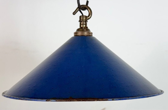 Image 1 of Lampada a sospensione industriale in smalto blu britannico, anni '50