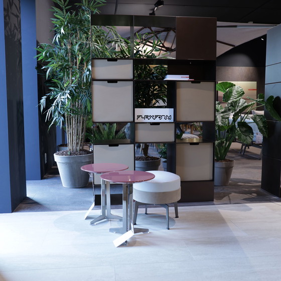 Image 1 of Mesa auxiliar Flexform Fly