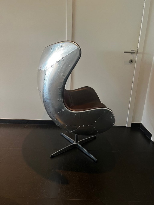 Aviator Egg Chair brown: unique eye-catcher!!!