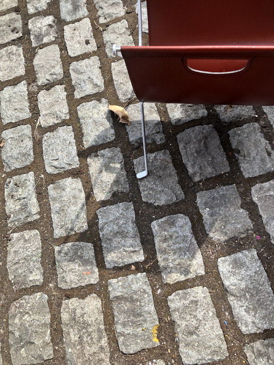 Image 1 of Porte-revues pliant en cuir vintage - periode 1970