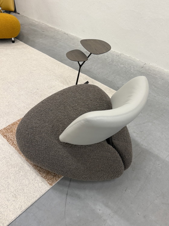 Image 1 of Leolux Pallone Armchair Robou fabric leather