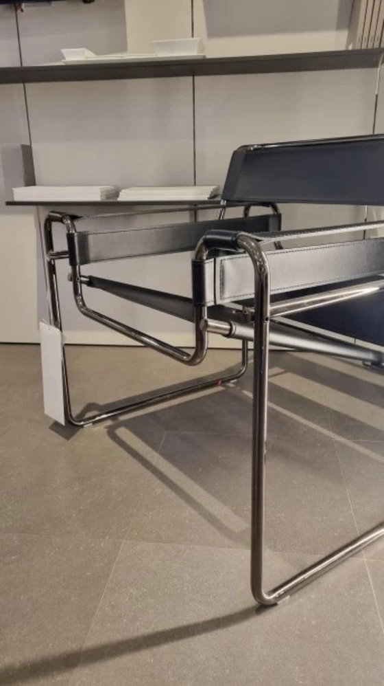 KNOLLL Armchair B3 WASSILY (NEW) Perfect in black leather, Silver (photo 7 of 10)