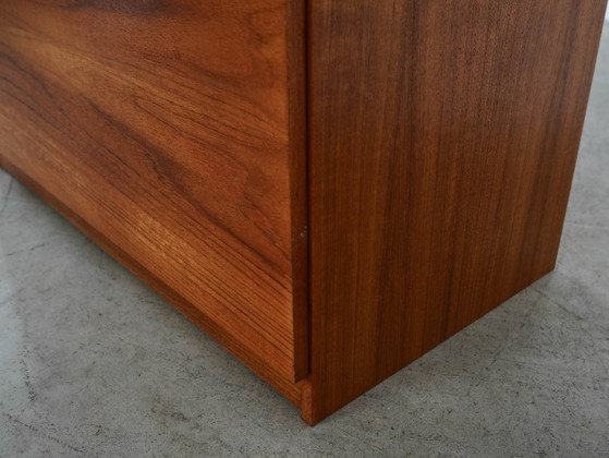 Image 1 of Draaitafelkast, Deens ontwerp, jaren 70, gemaakt in Denemarken.
