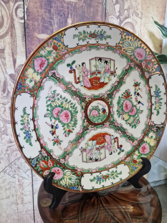 Image 1 of Grande assiette chinoise peinte à la main, 33 cm