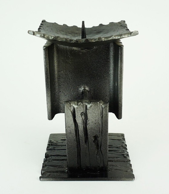 Image 1 of PORTACANDELE in ferro dal design brutalista moderno di metà secolo