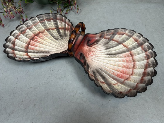 Image 1 of Vintage XL Scallop - Bowl