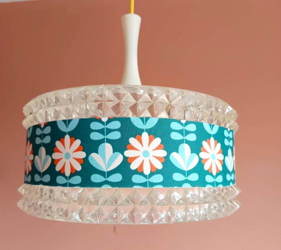 Image 1 of Decorazione vintage anni '70 in plexiglas e fiori appesi