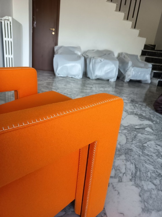 Image 1 of Fauteuil CASSINA Utrecht 637 en Laine Kvadrat Orange 13L par Gerrit Thomas Rietveld