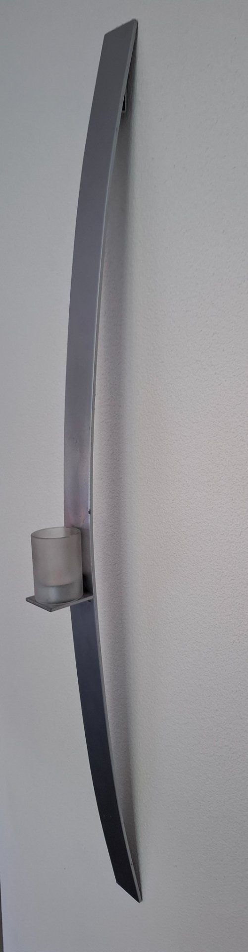 Wall tealights