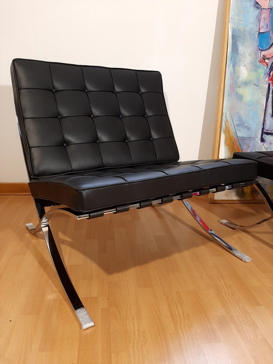 Image 1 of Knoll Set Barcelona New-Never Used Black Leather Design by Ludwig Mies Van Der Rohe and Lilly Reich (1929)