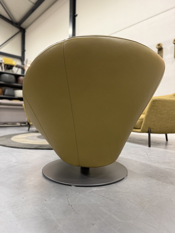 Image 1 of Leolux Parabolica Draai Fauteuil Mondo stof Raffino leer 