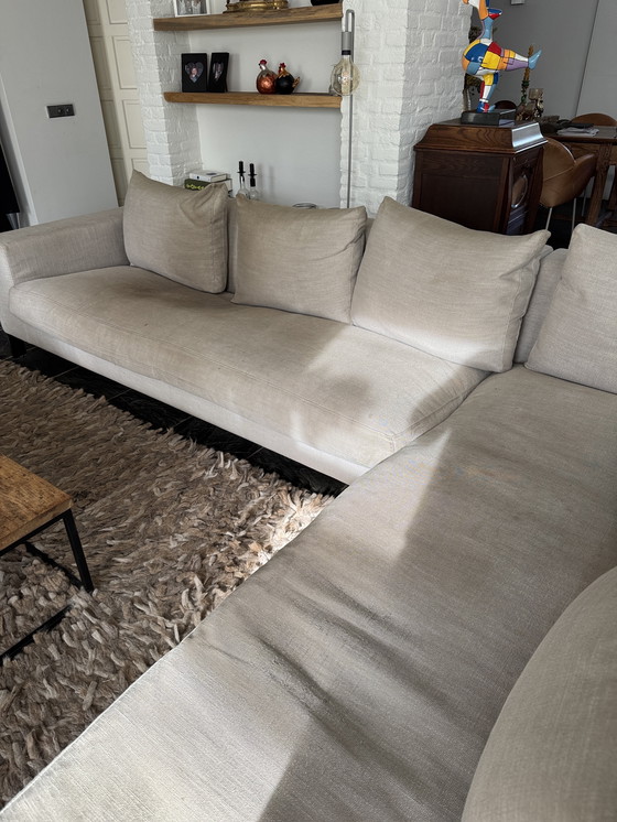 Image 1 of Linteloo Plaza Hotel Corner Sofa