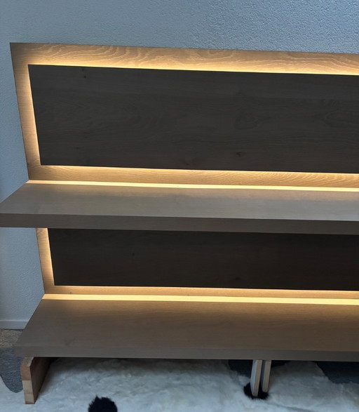 Estantería de pared / armario de pared con iluminación LED