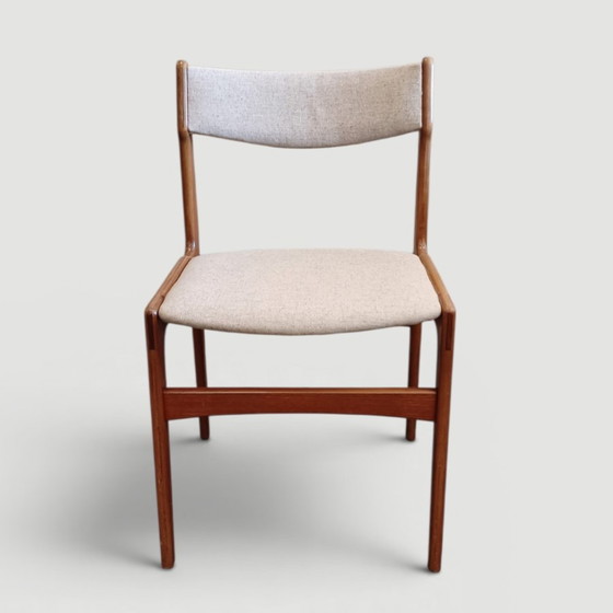 Image 1 of Vintage Eetkamerstoelen Erik Buch
