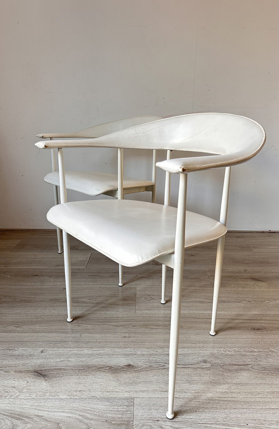 Image 1 of 2 sedie da pranzo Fasem P40 design