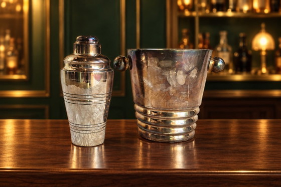 Ensemble de bar en métal argenté de style Art Déco – Seau à champagne et shaker – Accessoires de table, Metal (photo 2 of 19)