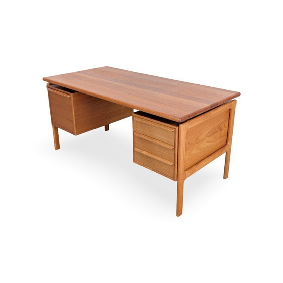 Image 1 of Scrivania originale della metà del secolo GV Møbler GV Gaasvig Teak