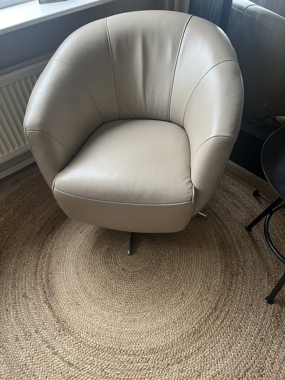 Image 1 of Drehsessel aus Leder von Framati