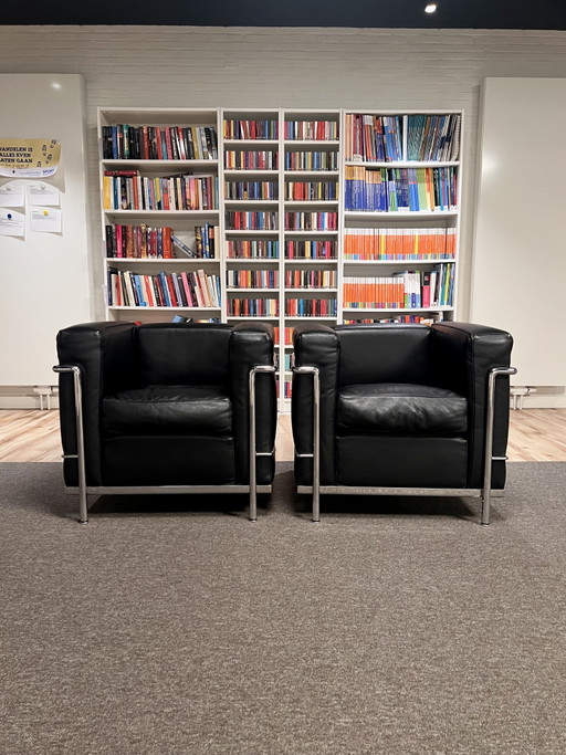 2x Cassina LC2