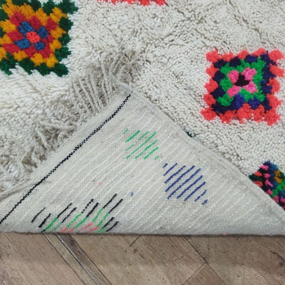 Image 1 of Marokkaans Berber Azilal tapijt – Natuurlijke wol – 153 x 100 cm – Kleurrijke handgemaakte stijl