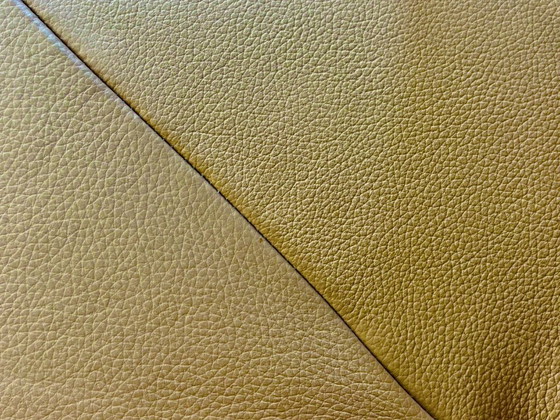 Image 1 of Eck-Couch // elekr. Fuß-& Kopfteil // elektr. Sitzheizg // neuwertig