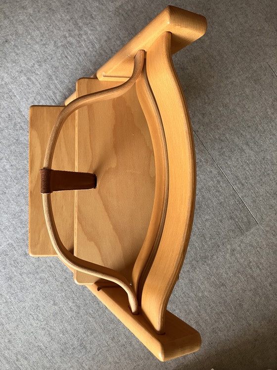 Trona Stokke icónica con todos los accesorios. – Sillas de comedor, Leather, Plastic (photo 14 of 15)