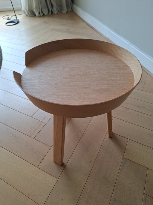 Mesa auxiliar (Muuto)