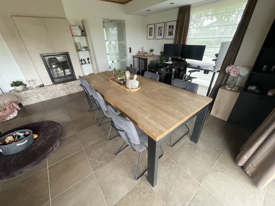 Image 1 of Henders & Hazel living room table