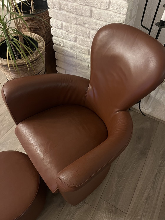 Image 1 of Anfora Leolux con pouf - design - marrone - vera pelle - castagna