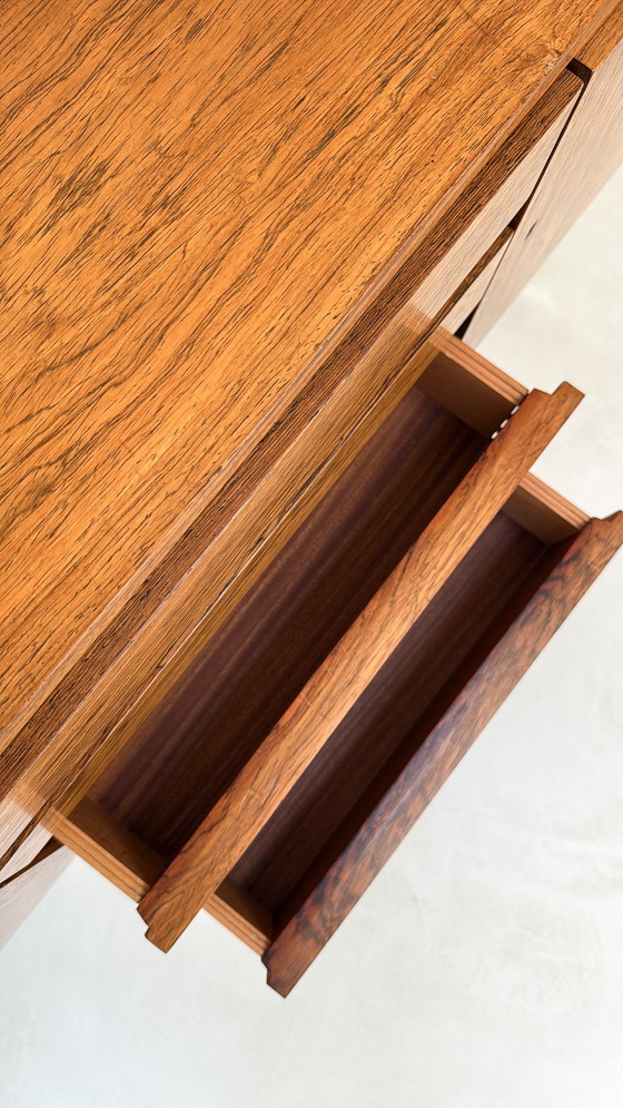 Image 1 of Vintage palissander / houten dressoir 