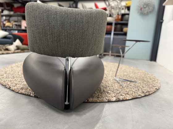 Image 1 of Poltrona Leolux Pallone Grigio Pelle Tessuto Verde