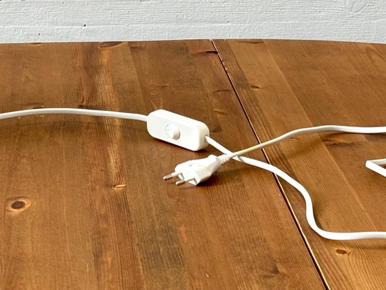 Image 1 of Lampe de table design à structure perforée, signée NIMEX, datant de 2001.