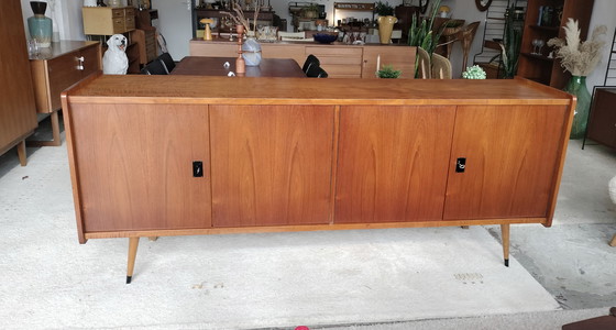 Image 1 of Vintage teakhouten groot dressoir 