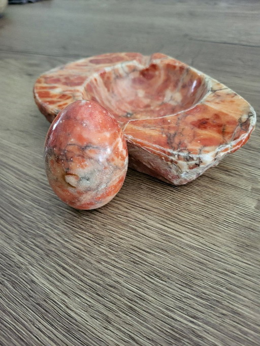 Red alabastine ashtray with alabastine egg