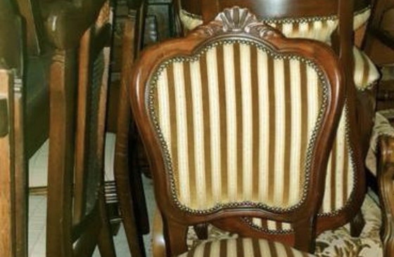 Image 1 of 4 note classiche eetkamer stoelen 