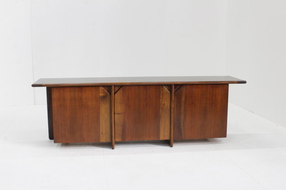 Image 1 of Vintage Italiaans notenhouten dressoir van Ammannati en Vitelli voor Catalano