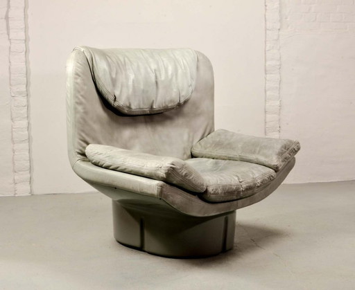 Llamativo sillón de cuero gris de diseño italiano diseñado por Ammanati & Vitello, Italia, década de 1970