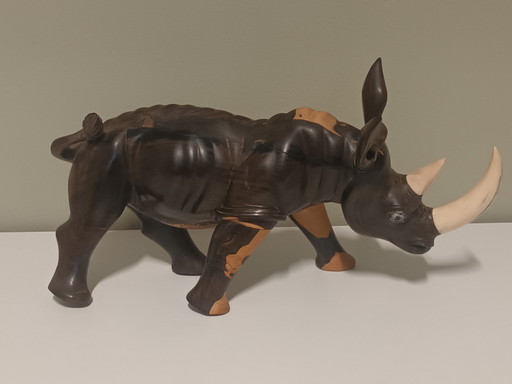Rhinocéros d'ébène – decoratieve objecten, Wood