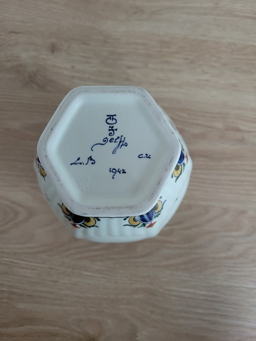 Delft porcelain vase