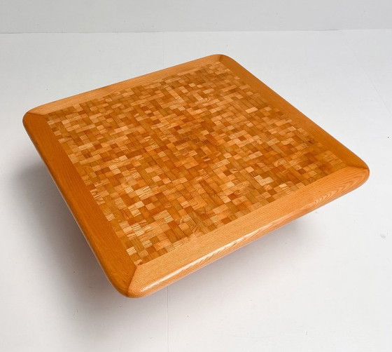Image 1 of Couchtisch aus Buchenholz mit Mosaikintarsien, Middelboe und Lindum zugeschrieben, 1970er Jahre