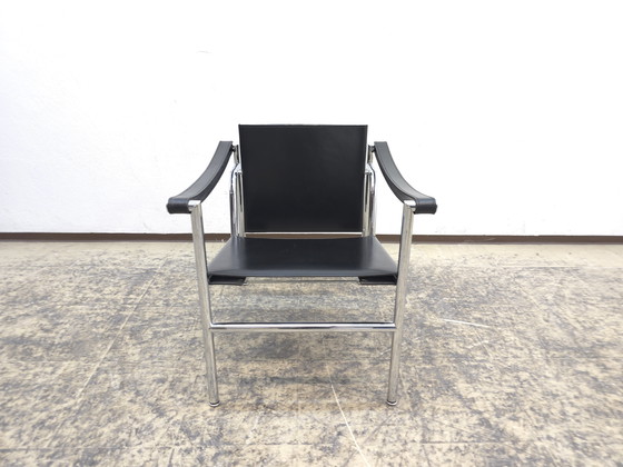 Image 1 of Cassina LC1 Armchair Set of 2 Designer Armchairs Leather Armchairs Chair Le Corbusier