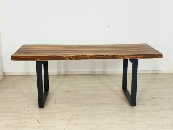 Image 1 of Eettafel van massief walnotenhout / Tafel / Eetkamertafel / Vergadertafel / Woonkamertafel / 199,5 cm breed