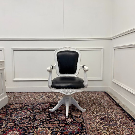 Klassisches Englisches Weißes Schreibtisch-Set mit Bürostuhl – Leather (photo 18 of 24)