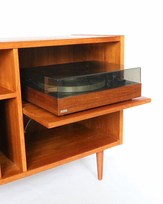Image 1 of Vintage Deense platenspeler audiomeubel teak