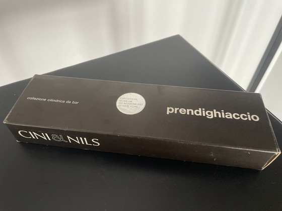 Image 1 of NUOVO in scatola dal marchio di design italiano Cini & Nils. "prendighiaccio"