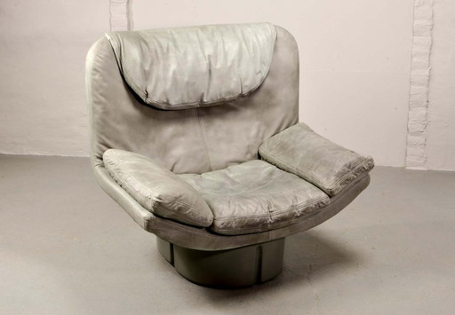 Llamativo sillón de cuero gris de diseño italiano diseñado por Ammanati & Vitello, Italia, década de 1970
